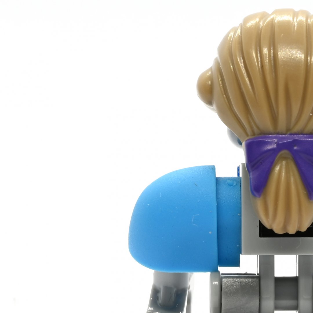 Fancy Pants (Protocol Bot) Lego Minifigures lego.minifigures.world