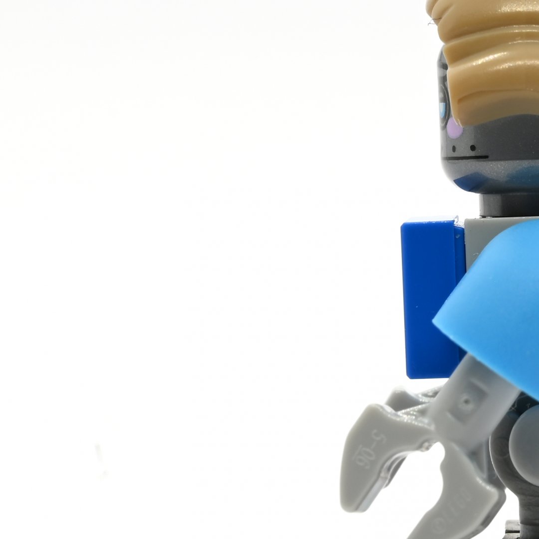 Fancy Pants (Protocol Bot) Lego Minifigures lego.minifigures.world